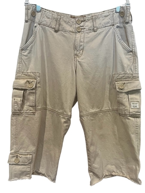 Abercrombie & Fitch Pants - Abercrombie & Fitch Tan khaki Cotton Cargo Capris Bermuda skater shorts size 10